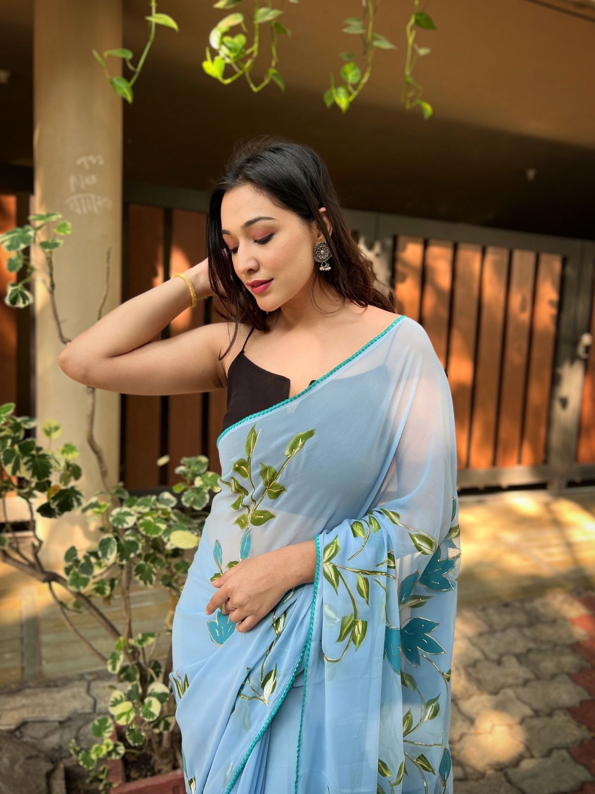 One Minute Ready To DIva Saree